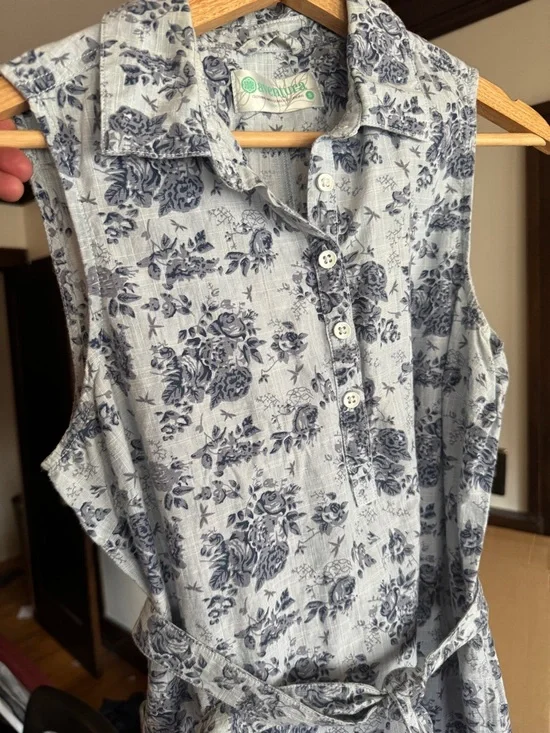 Aventura Women’s Sleeveless Dress - Picture 5 of 6